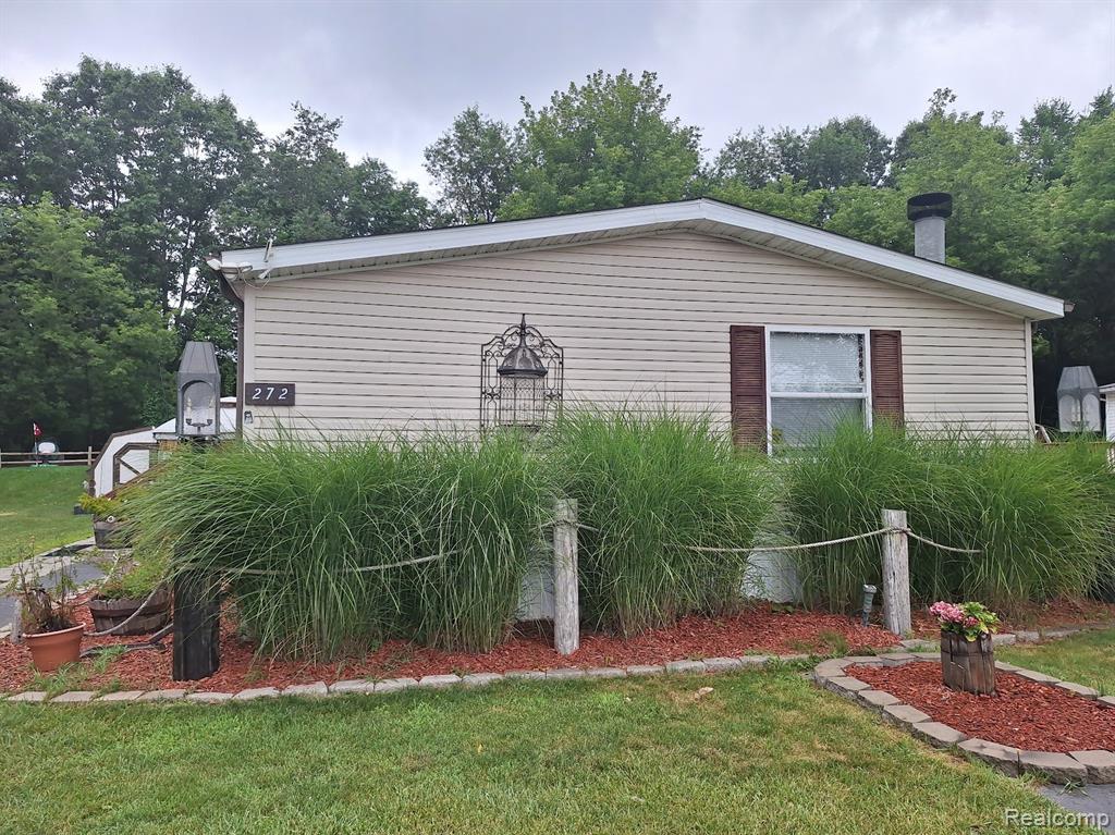 2500 Mann Road, 272, Clarkston, MI