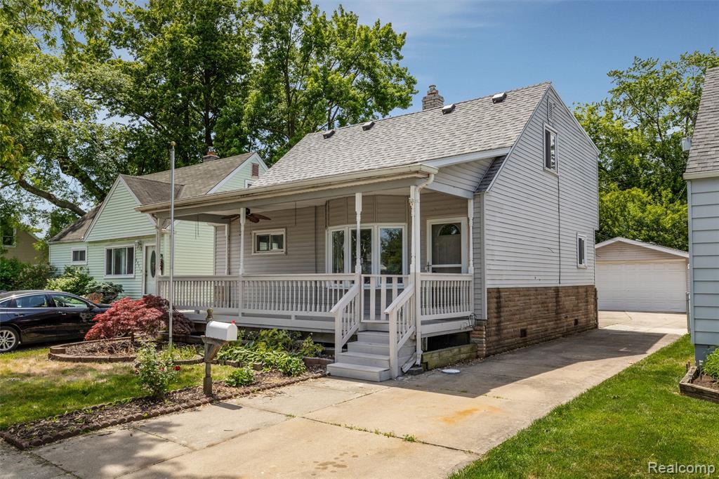 24921 Lexington Avenue, Eastpointe, MI 48021 — Photo 29