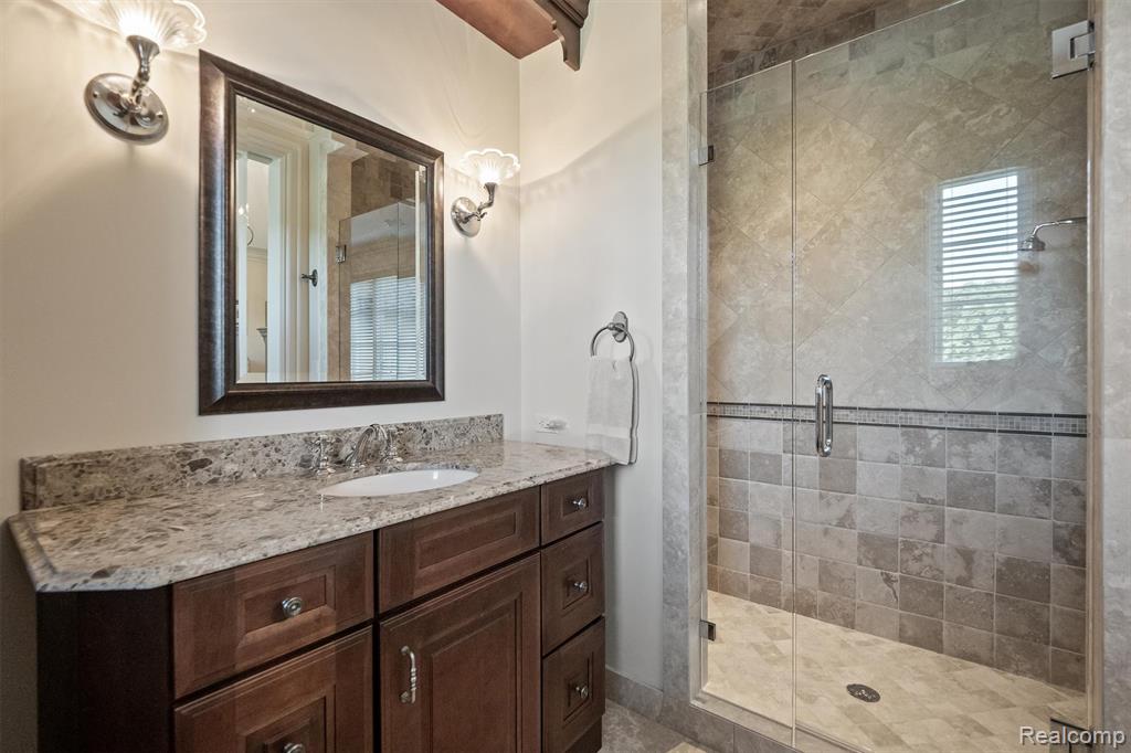 5537 ORCHARD RIDGE, Rochester, MI 48306 — Photo 33