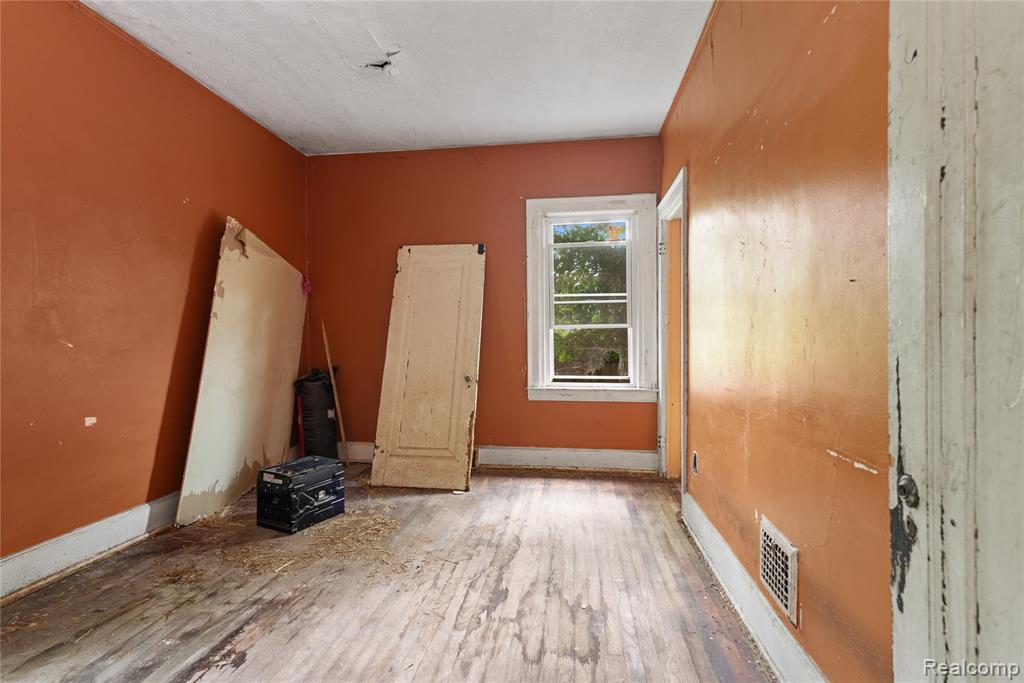 195 W Greendale, Highland Park, MI 48203 — Photo 7