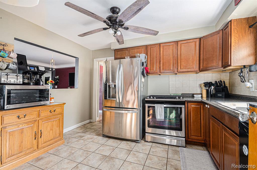8725 LOCHDALE Street, Dearborn Heights, MI 48127 — Photo 13