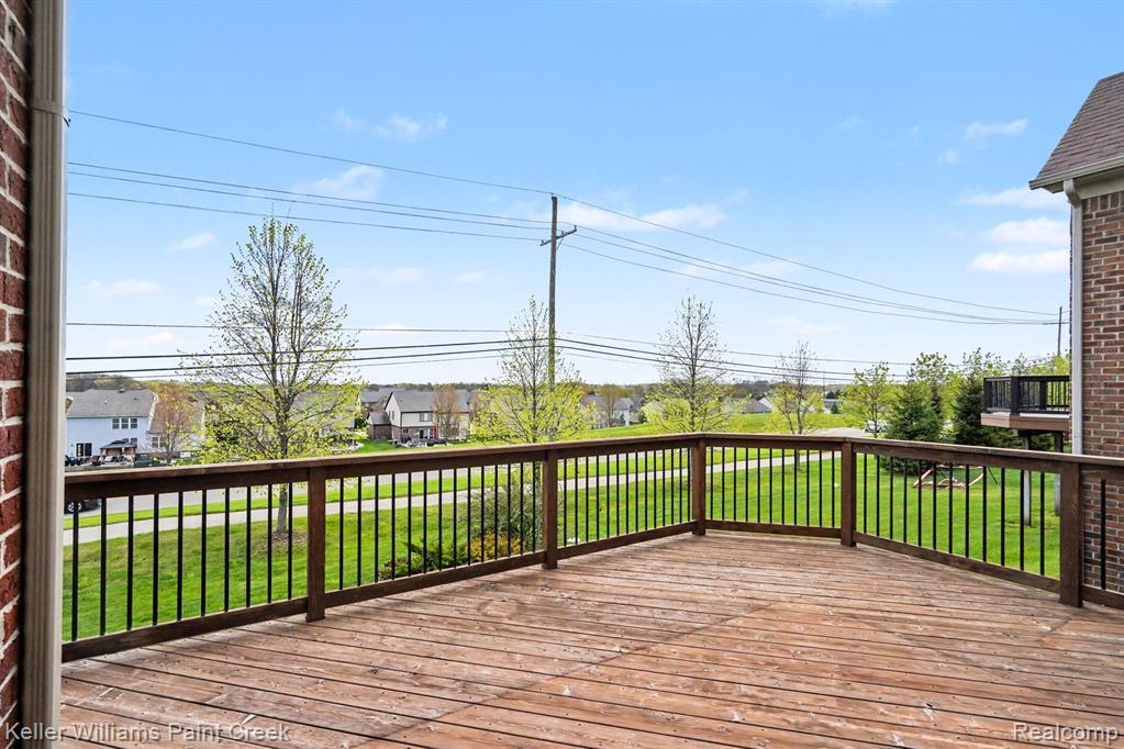 4846 E Stonegate Circle, Lake Orion, MI — Photo 32