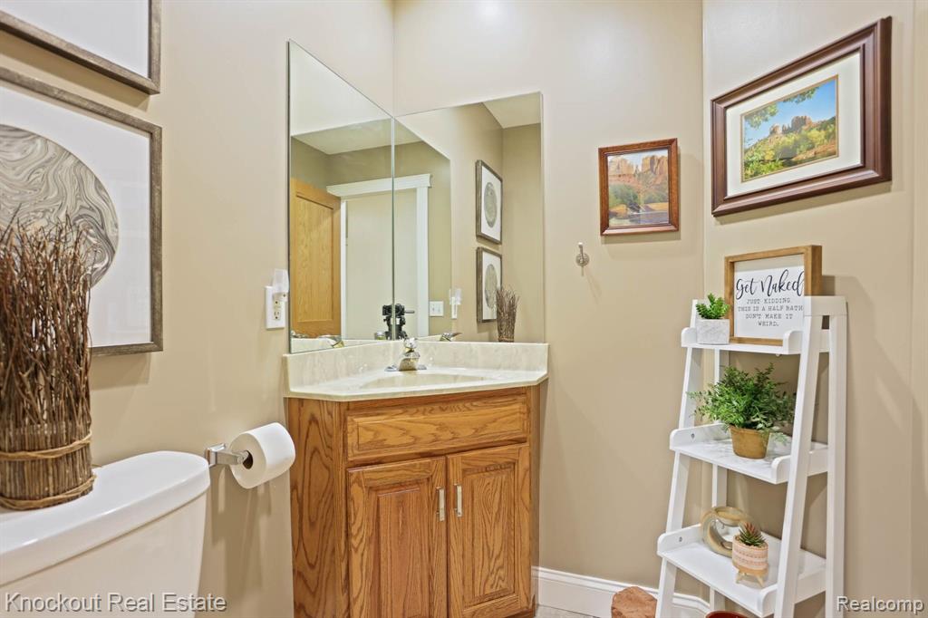 9763 BEECH TREE Lane, Frankenmuth, MI 48734 — Photo 27