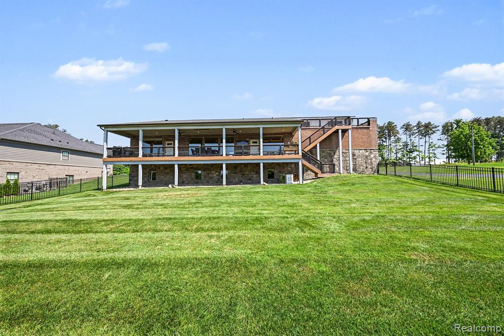 2943 Sleeth Road, Commerce Twp, MI 48382 — Photo 46