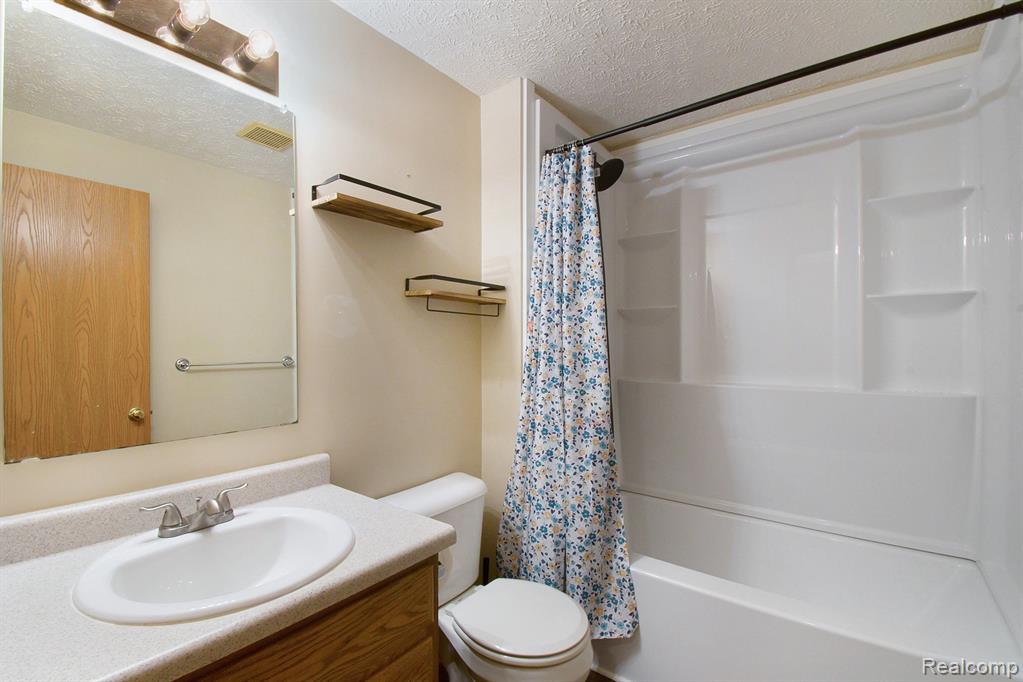 7986 Arkona Road, Milan, MI 48160 — Photo 22