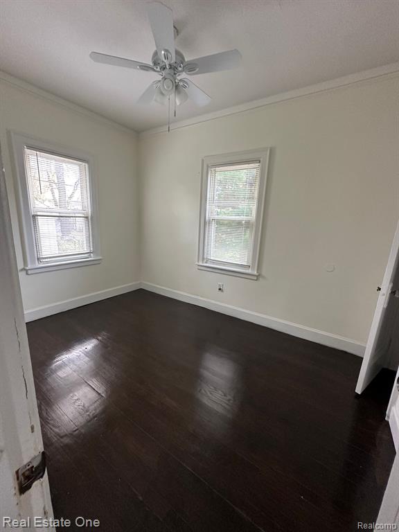 7060 ORCHARD Avenue, Warren, MI 48091 — Photo 12