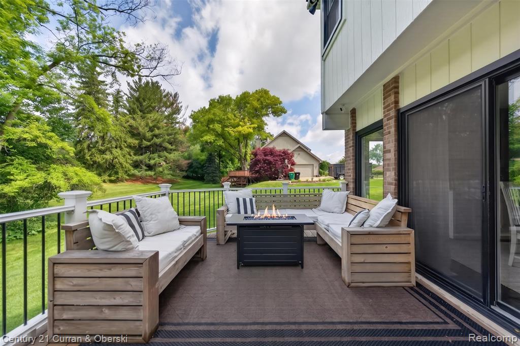 30999 Sudbury Street, Farmington, MI 48331 — Photo 59