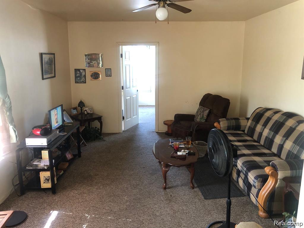 910 Monroe Street, Carleton, MI 48117 — Photo 14