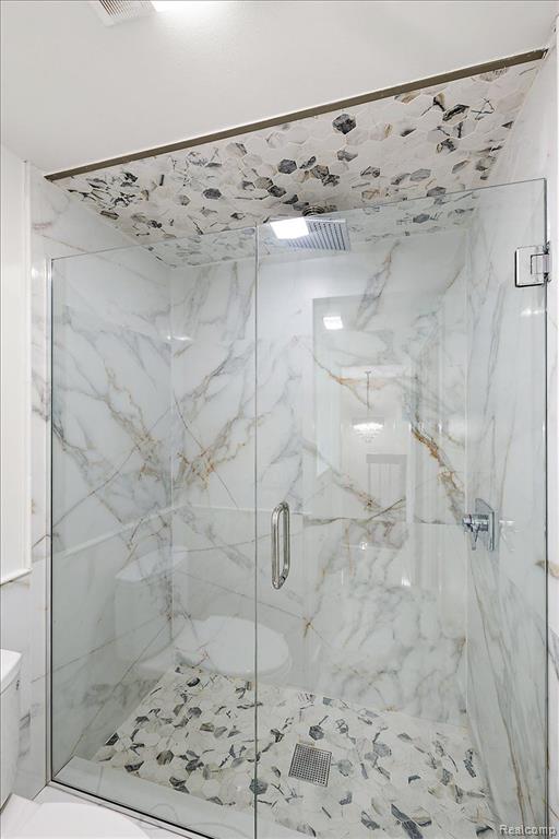 1570 S HILL Boulevard, Bloomfield Hills, MI 48304 — Photo 22