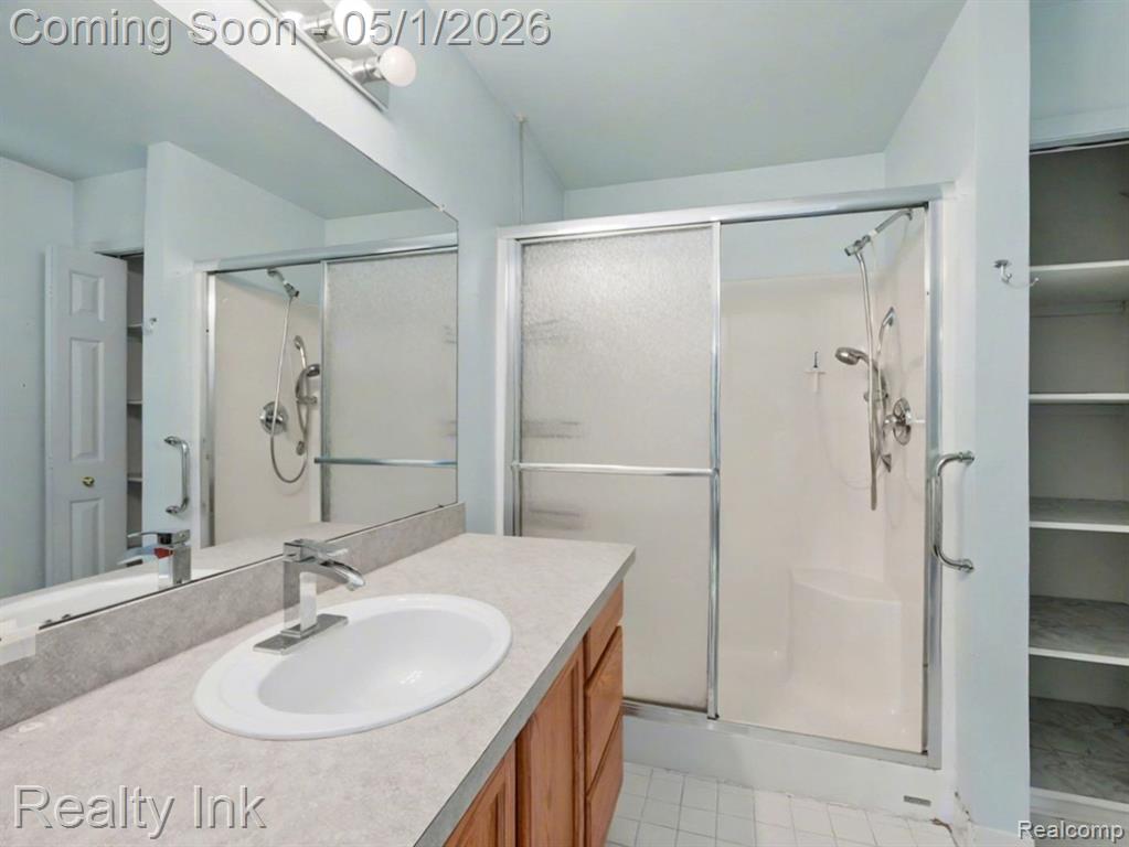 25419 Bohn Court, Flat Rock, MI 48134 — Photo 9