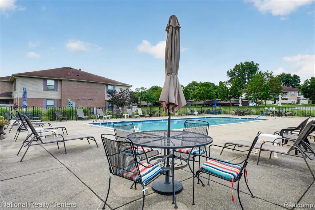 61171 Greenwood Drive, South Lyon, MI 48178 — Photo 33