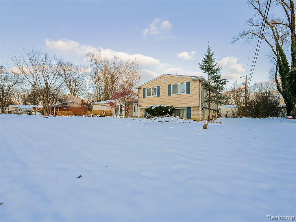 3730 Eastbourne Drive, Troy, MI 48084 — Photo 42