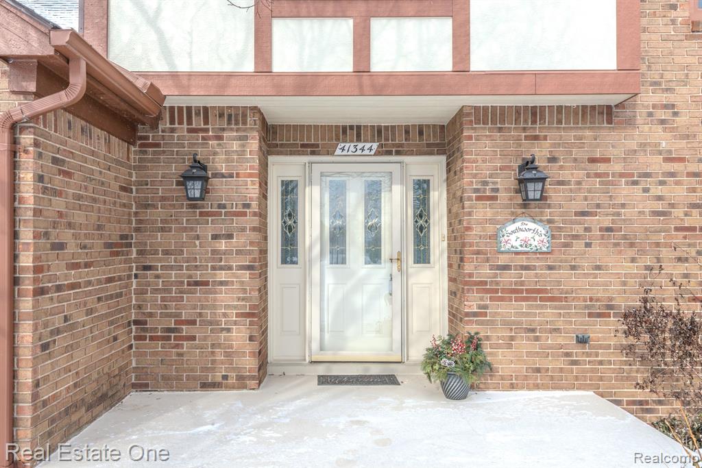 41344 Beacon Road, Novi, MI — Photo 5