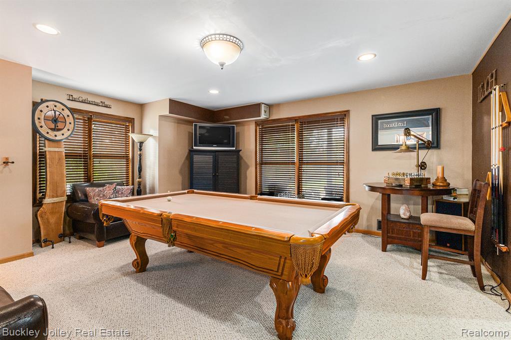 928 WESTWIND SHORE Drive, Howell, MI 48843 — Photo 16