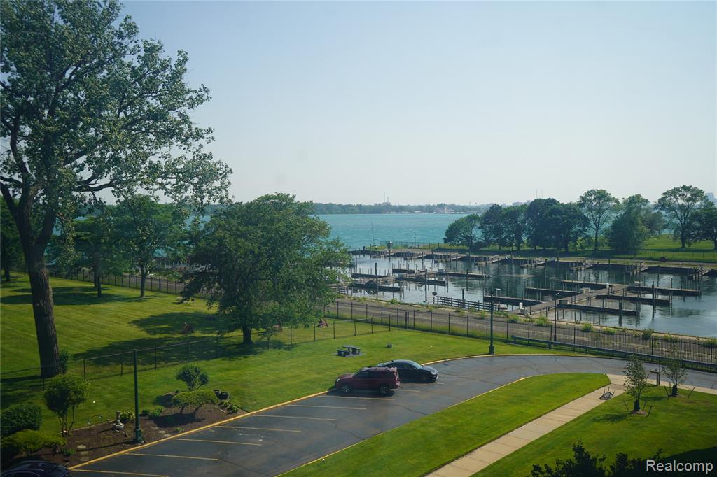 8900 E JEFFERSON Avenue, 420 / 421, Detroit, MI 48214 — Photo 14