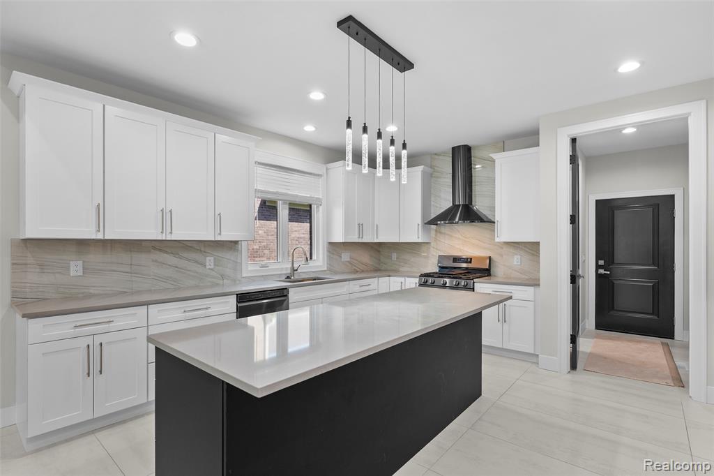 20249 Beacon Way, Northville, MI 48167 — Photo 19