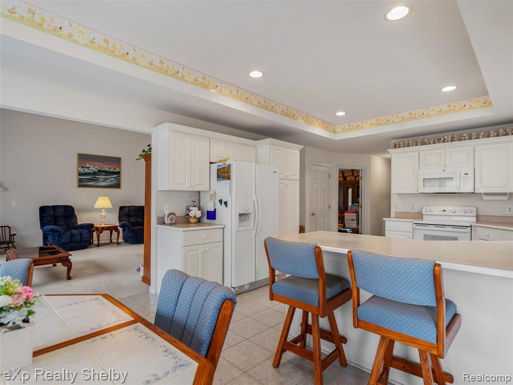 49088 Lehr Drive, Macomb, MI 48044 — Photo 9