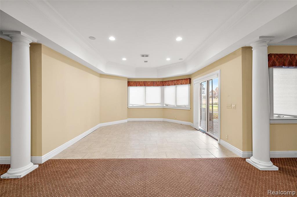 83 Greenan Lane, Lake Orion, MI 48362 — Photo 54
