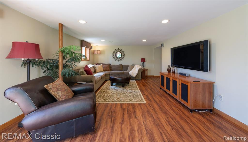 48941 W HILLCREST, Plymouth, MI 48170 — Photo 47