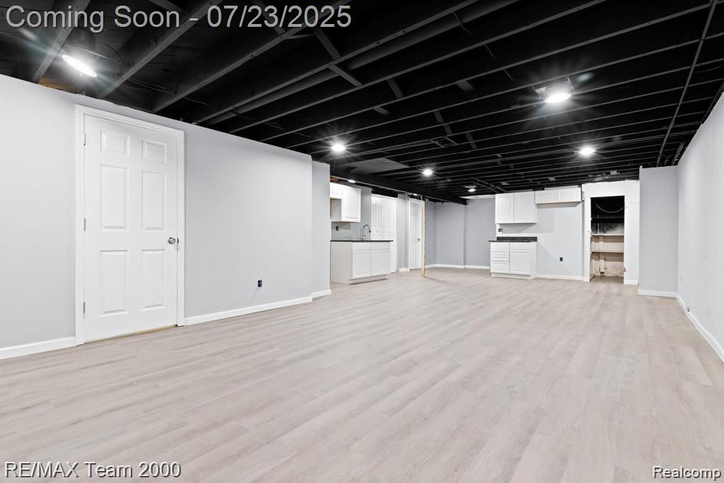 6600 Shadowlawn Street, Dearborn Heights, MI 48127 — Photo 5
