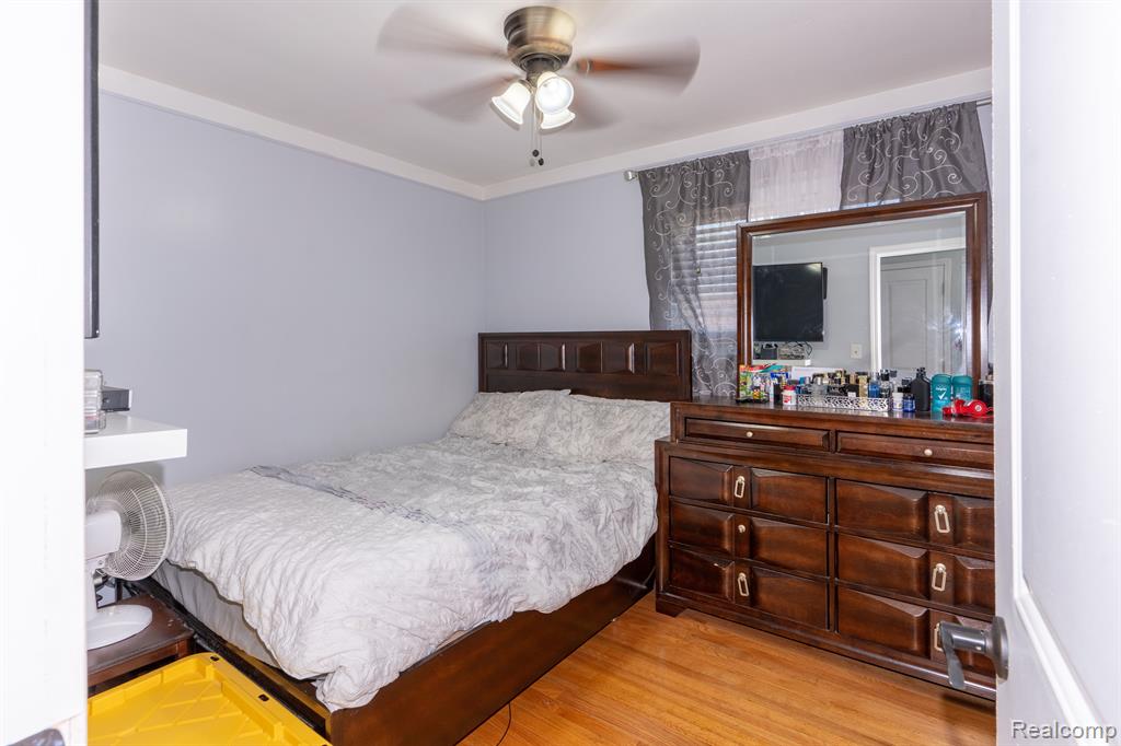 4127 MCKINLEY Street, Dearborn Heights, MI 48125 — Photo 7