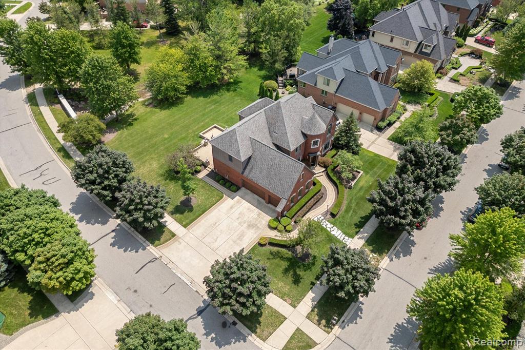 17712 PARKSHORE Drive, Northville, MI 48168 — Photo 80