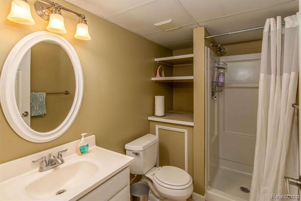 352 ELMINGTON, Canton, MI 48188 — Photo 33