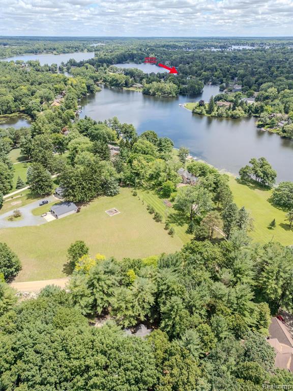 573 NAKOMIS Trail, Lake Orion, MI 48362 — Photo 58