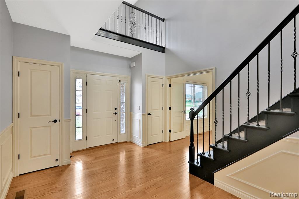 16417 Bishopsgate Drive, Macomb, MI 48044 — Photo 6