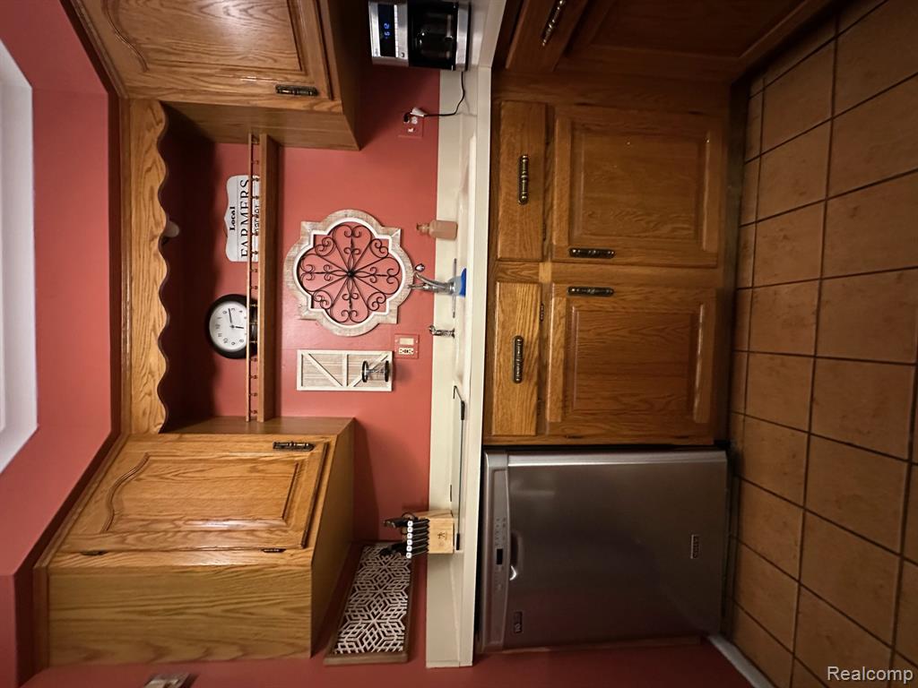 29446 Bobrich Street, 63, Livonia, MI 48152 — Photo 8