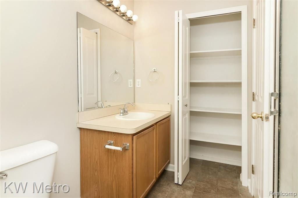 4121 Hampton Ridge Boulevard, Howell, MI 48843 — Photo 21