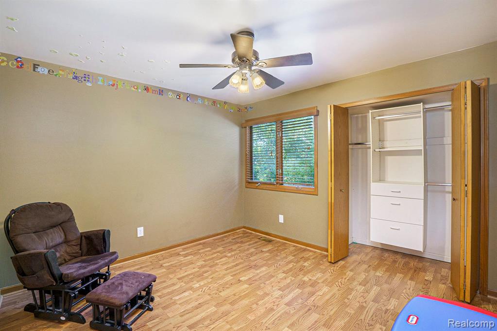 845 HEMINGWAY Road, Lake Orion, MI 48362 — Photo 16