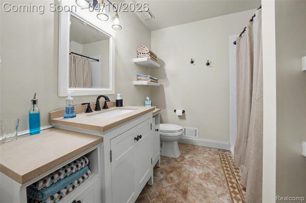 8794 Miller Road, Clarkston, MI 48348 — Photo 20