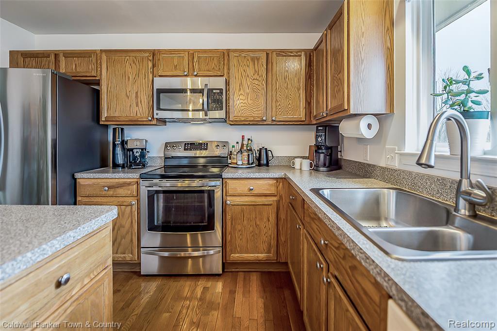 1240 Callaway Court, Howell, MI 48843 — Photo 13