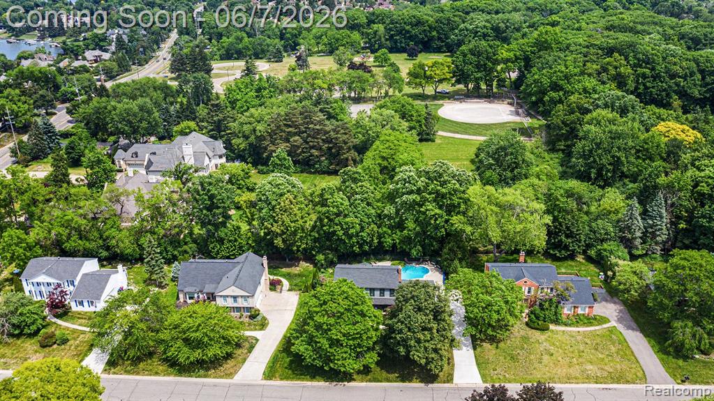 4071 Shore Crest Drive, West Bloomfield, MI 48323 — Photo 28