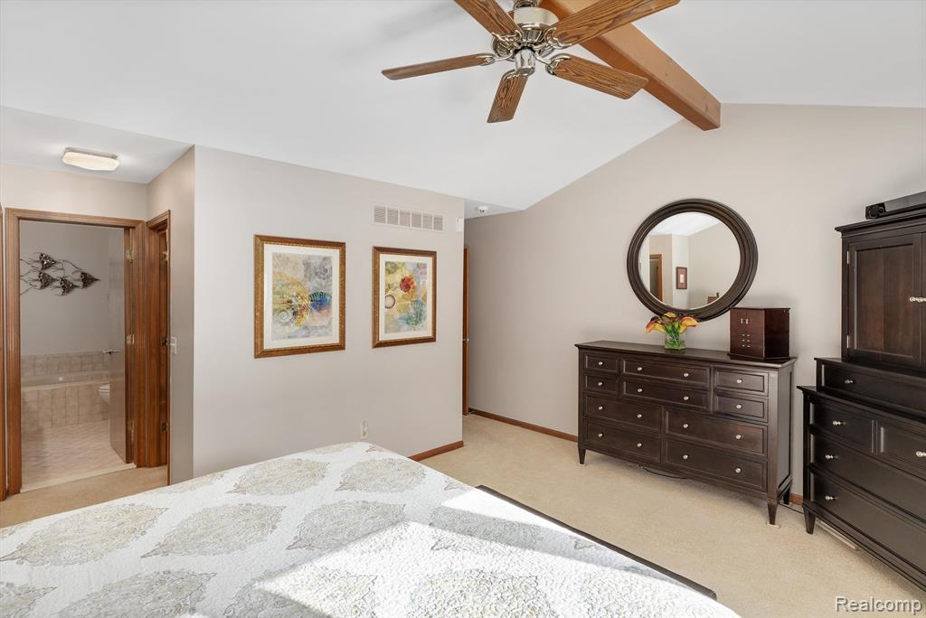 37779 SIENA Drive, Farmington Hills, MI 48331 — Photo 33