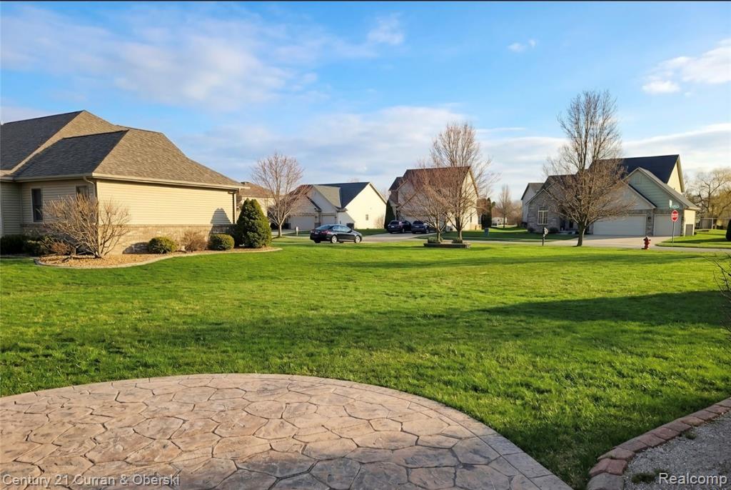 23756 Waterview Dr, New Boston, MI 48164 — Photo 28