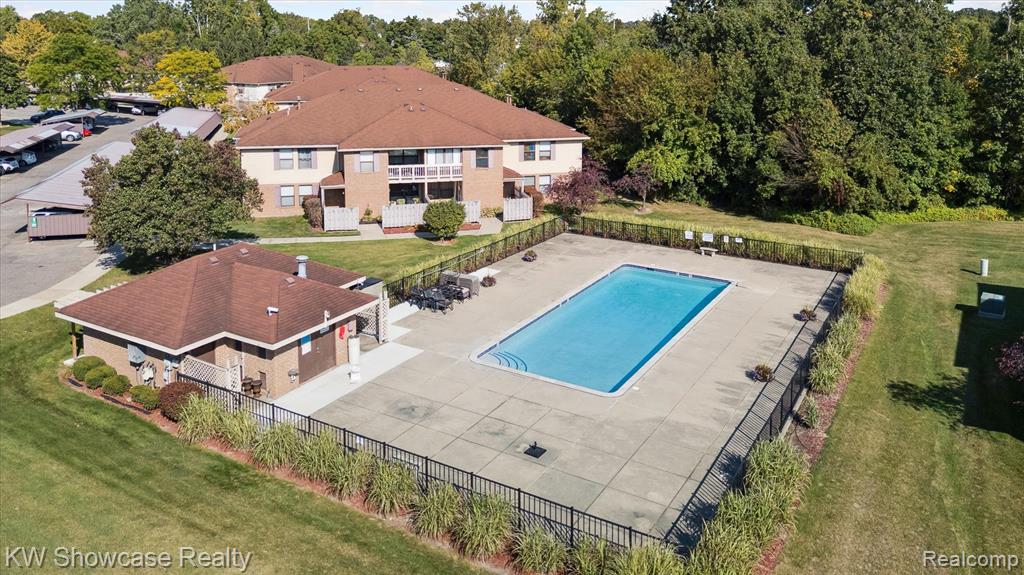 61011 Greenwood Drive, South Lyon, MI 48178 — Photo 29