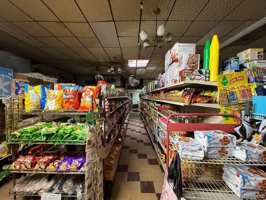 10224 CONANT Street, Hamtramck, MI, 48212