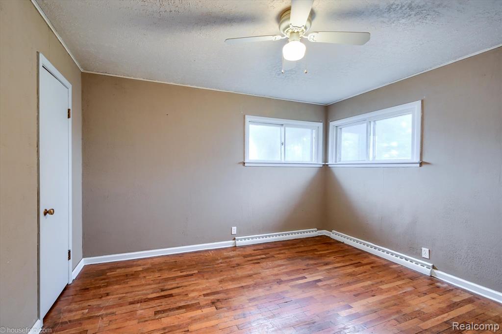 7036 Clabuesch Street, Pigeon Vlg, MI — Photo 17