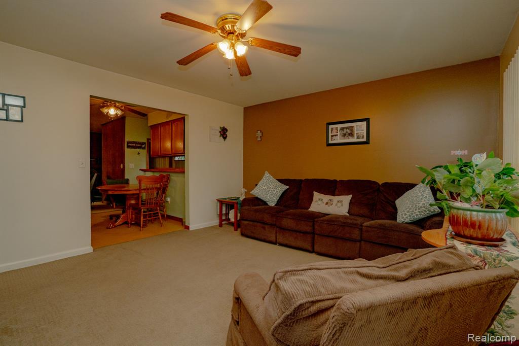 41381 Clayton Street, Clinton Twp, MI 48038 — Photo 6