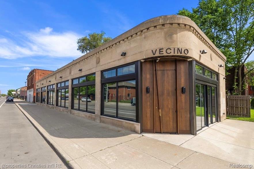 438 Selden Street, 402, Detroit, MI 48201 — Photo 42