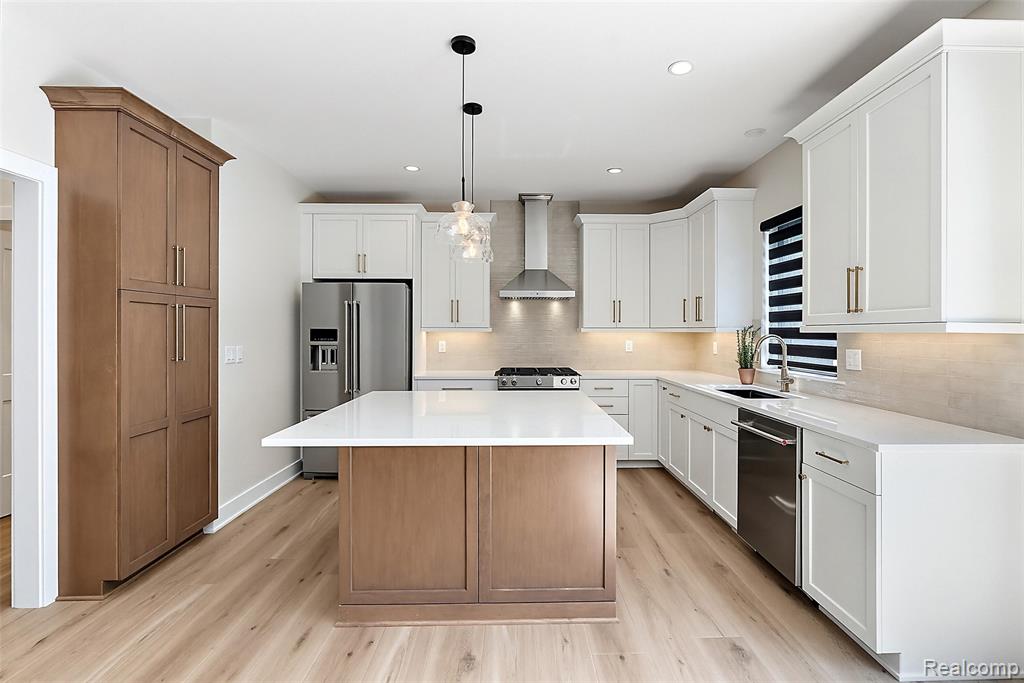 41255 Conger Bay Drive, MI — Photo 8