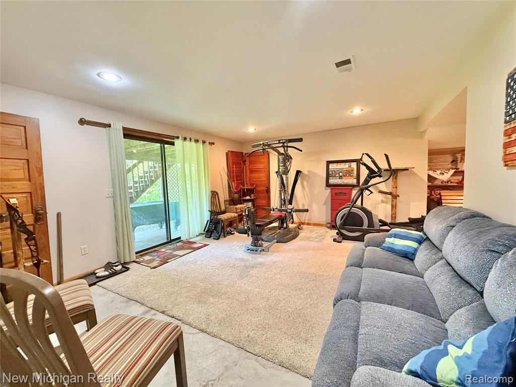 7156 River Road, Flushing, MI 48433 — Photo 24