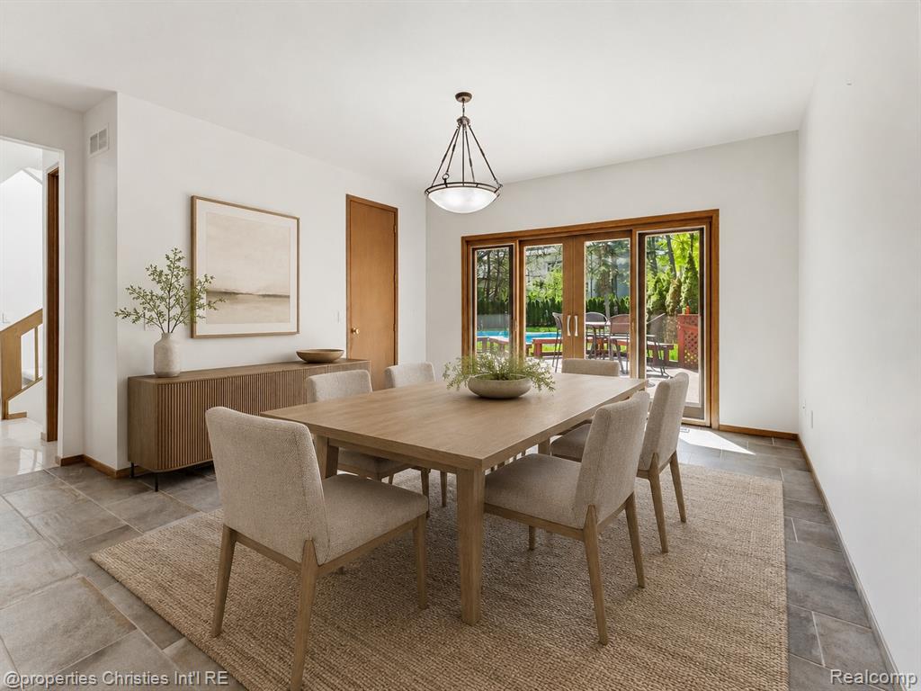 1743 Beechwood Way, Bloomfield Hills, MI 48302 — Photo 14