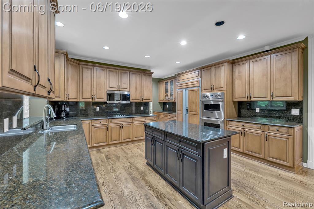 7061 Trailway Court, West Bloomfield, MI — Photo 29
