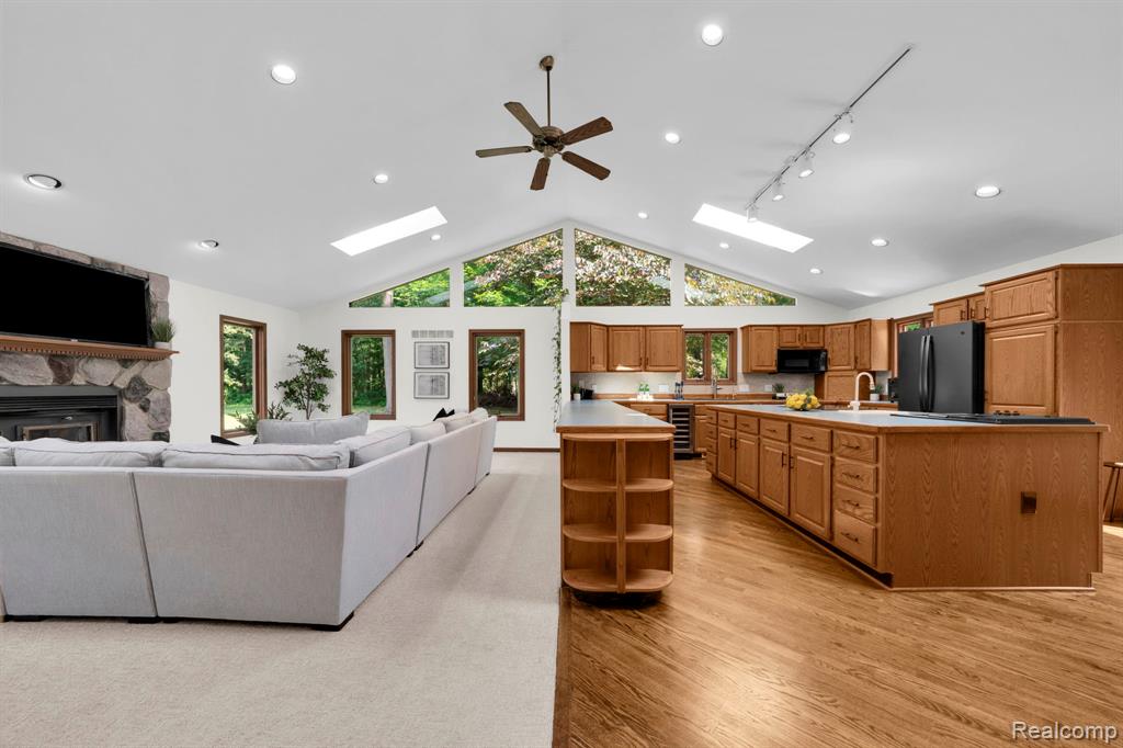 940 W Predmore Road, Oakland, MI — Photo 23