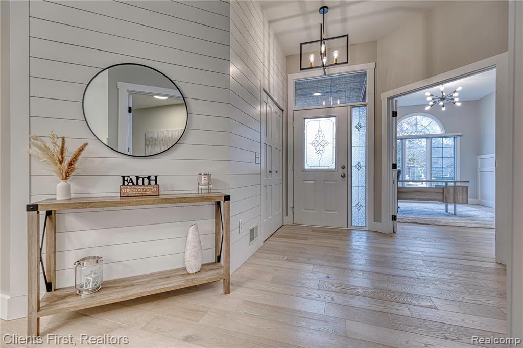 63605 Williamsburg, Washington, MI 48095 — Photo 10