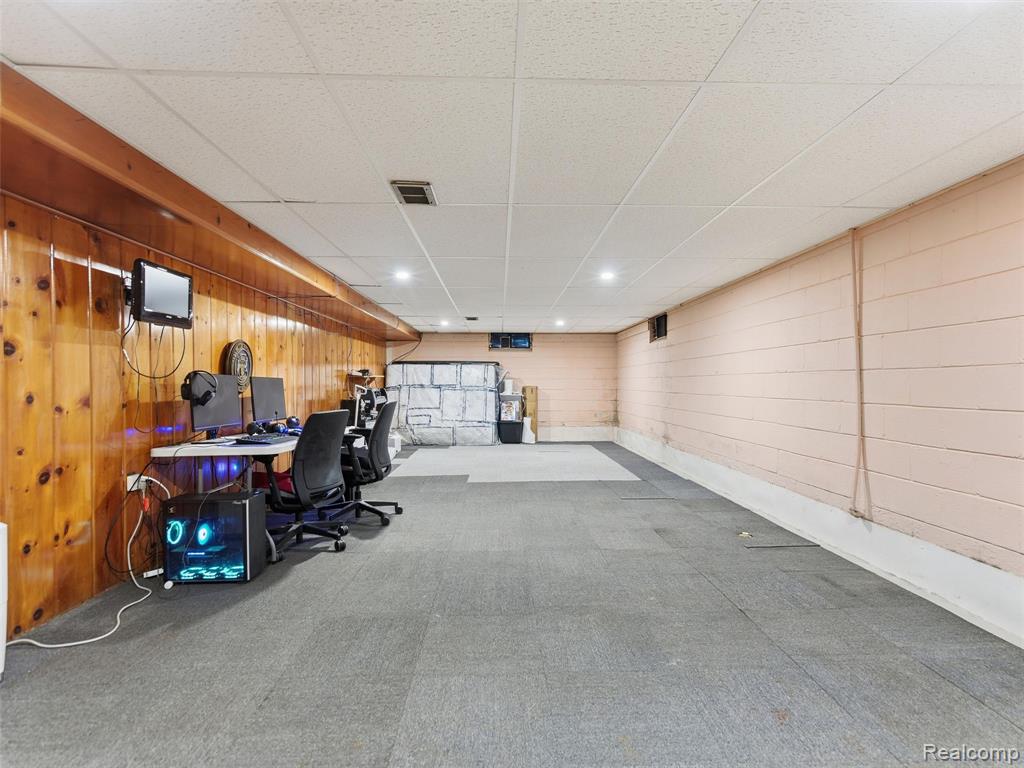 550 Johnson Street, Almont, MI 48003 — Photo 28