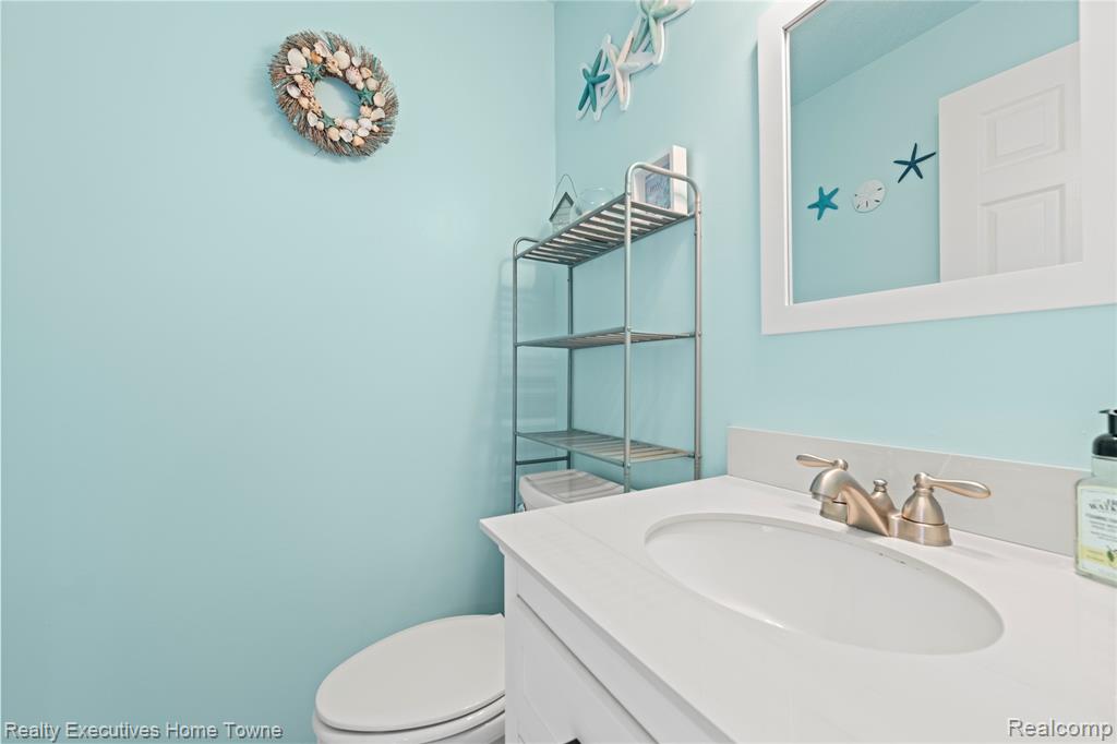 2636 Keewahdin Rd Road, 10, Fort Gratiot, MI 48059 — Photo 6